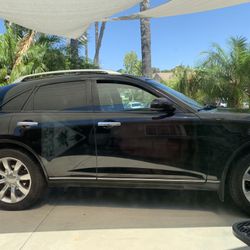 2005 Infiniti Fx35