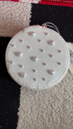 Jewelry Case with Pearl Heart Embellishments