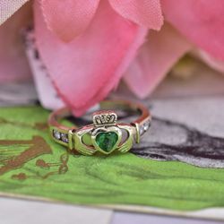 10k yellow gold & CZ Claddagh ring, size 5