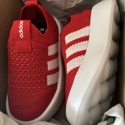 Adidas Sz. 7c “Baby/2T”