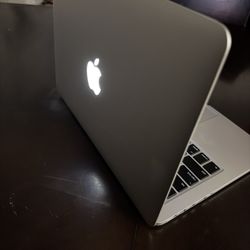 Apple Macbook Pro laptop