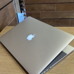 Apple MacBook Pro 15” Retina i7/16GB/500GB SSD 