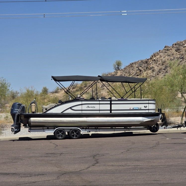 2020 Barletta Pontoon L25U