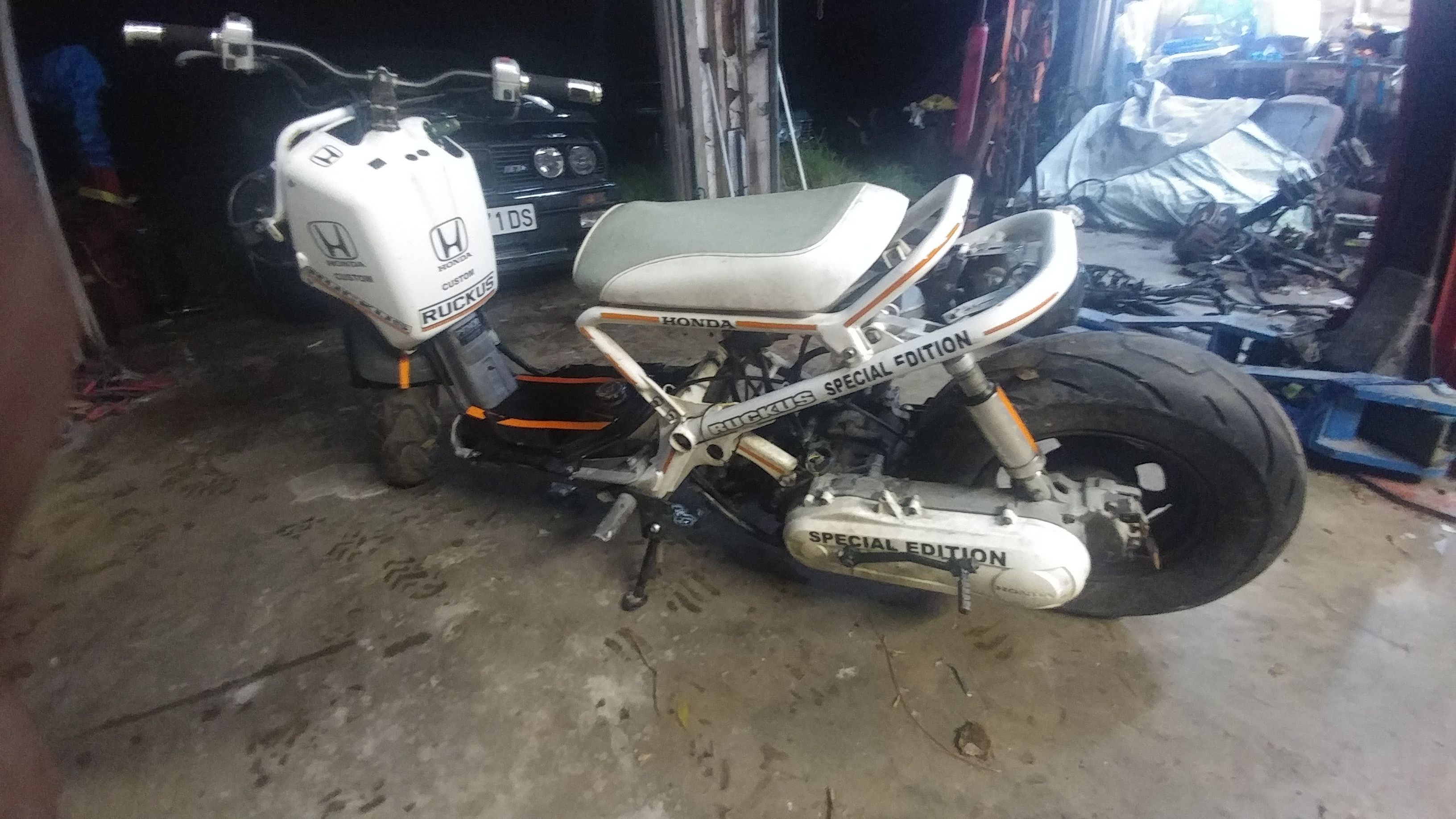 Honda ruckus custom