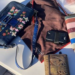 Garage Sale Parker And Yorba 