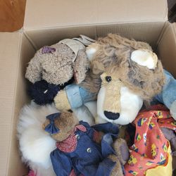 Box Of Stuff Animals & Boyd Bears