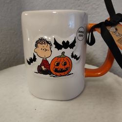 Rae Dunn Peanuts Mug