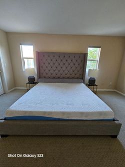 Move out Sale: King Size Matress, bed box and Bedframe