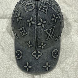 LV hat 