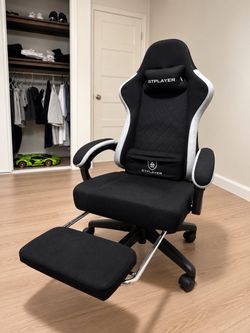 GTRACING GTPLAYER Gaming Chair With Footrest