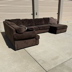 Large Brown U-Shaped Sectional Sofa (Delivery Available)