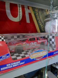 NEVER OPEN 1995 Ertl American Muscle 1:18 Diecast NASCAR Ken Schrader Budweiser