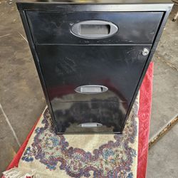 3 Drawer File Cabinet 