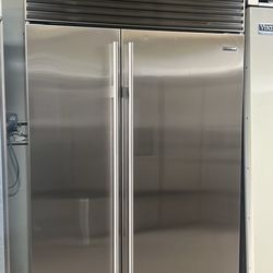 Sub Zero 48”Wide Built In Stainless Steel Side By Side Refrigerator 