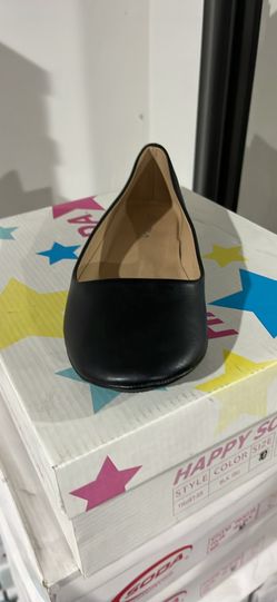 Women’s Black Flats
