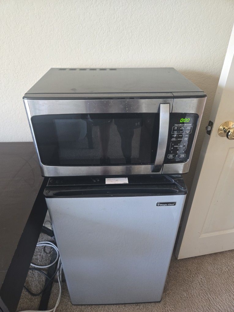 Hamilton Beach Microwave