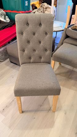 Set of 4 Roundhill Habit Grey Tufted Parsons Dining Chairs