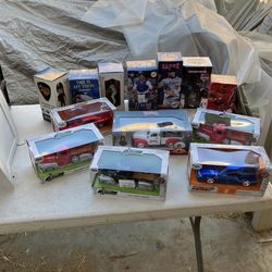 Bobble Heads , Model Cars 