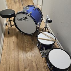 Junior Sized Drum Set
