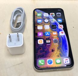 iPhone XS 64GB Factory Unlocked-Silver