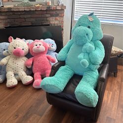 Super Large Stuffed Animal 