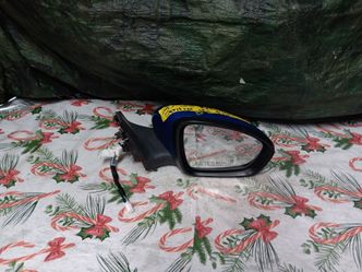 2020-23 Nissan Sentra Right Mirror W/Signal Light