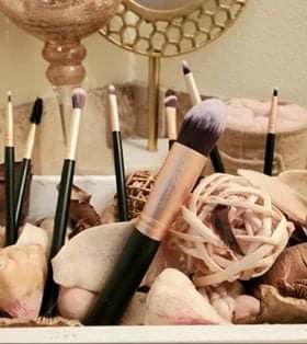 Classic brush set by M. ELEGANCIA