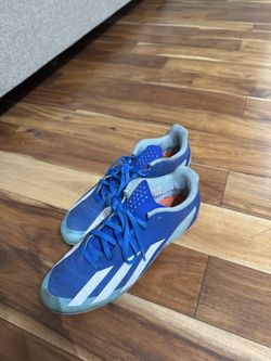 Crazy fast Soccer Cleats  Size 7 Women !