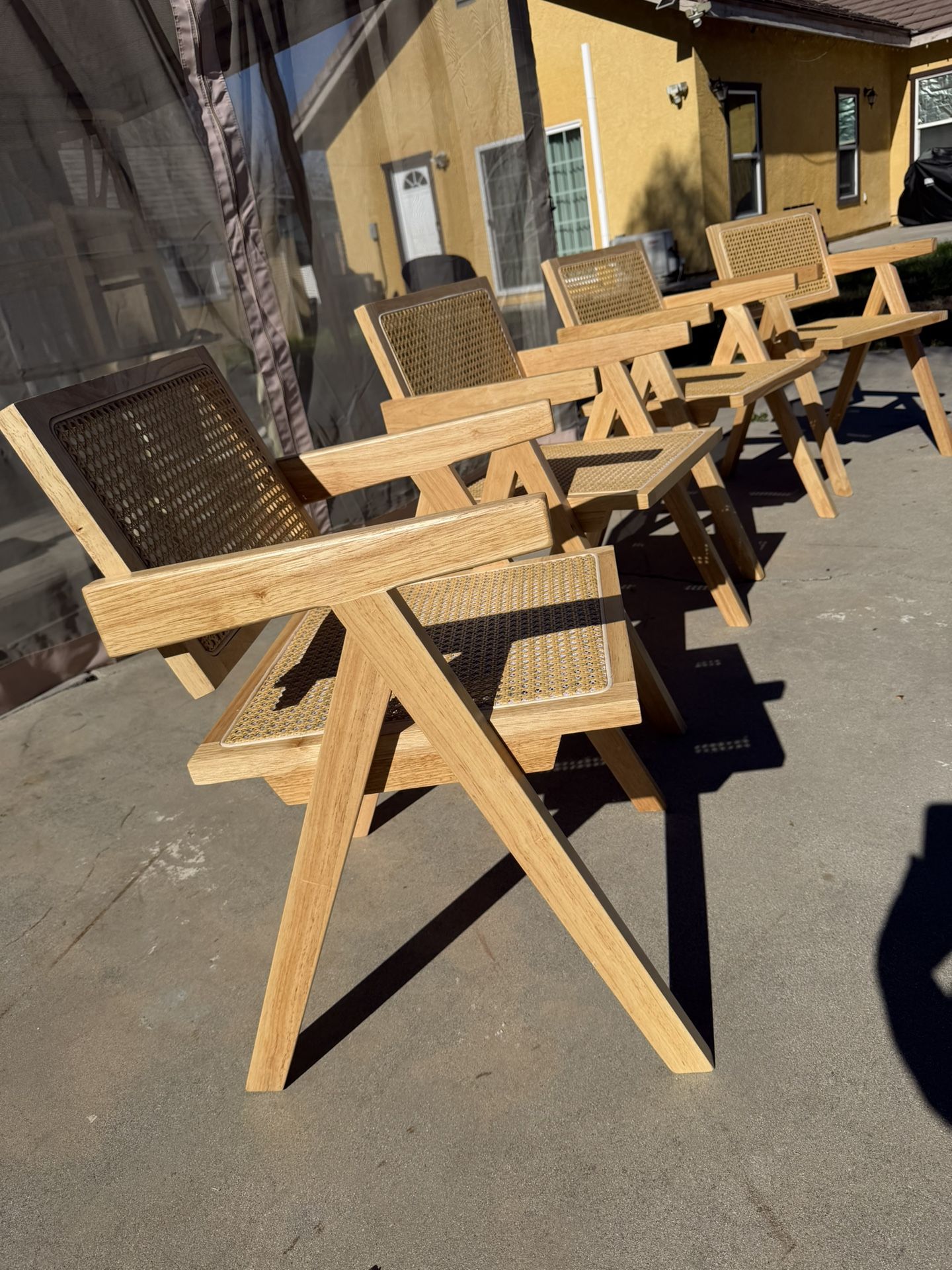 Set Of 4 Teak Rattan Dining Chairs 🪑