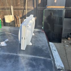 Shinic Twin Window Fan