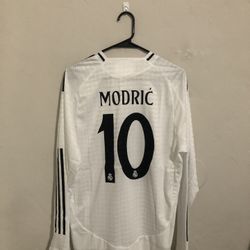 Real Madrid 2024-25 Home Modric Jersey (medium Large XL)
