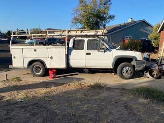 2004 Chevy Silverado 3500 Utility Service Truck – Clean Title – $2,000 OBO