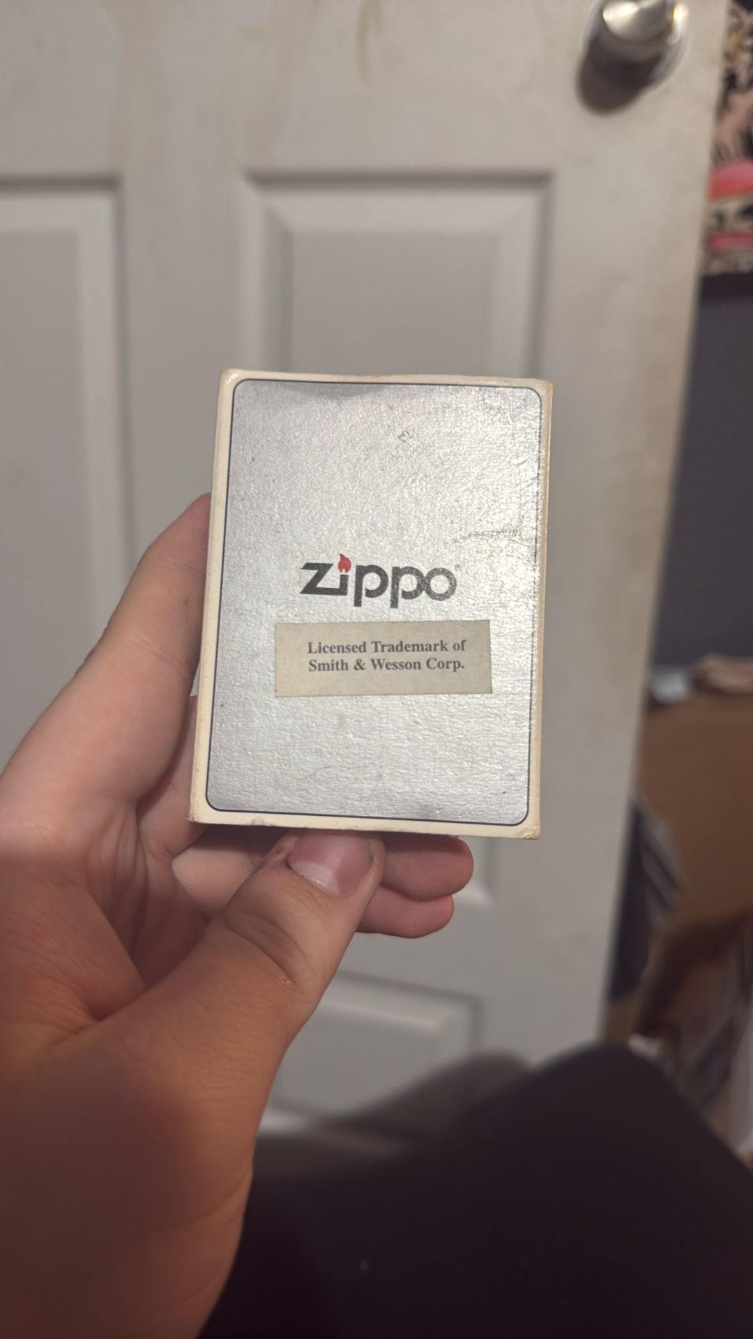 smith & wesson fully brass 1960 zippo lighter needs butane and striker strips