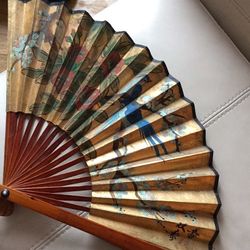 Vintage bamboo hand painted fan
