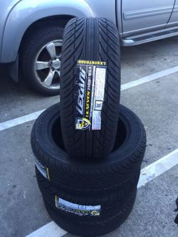 NEW P215/55/17 LEXANI LX-SEVEN TIRES!!!!!!