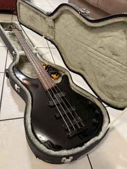 Ibanez SR400 Bass Guitar