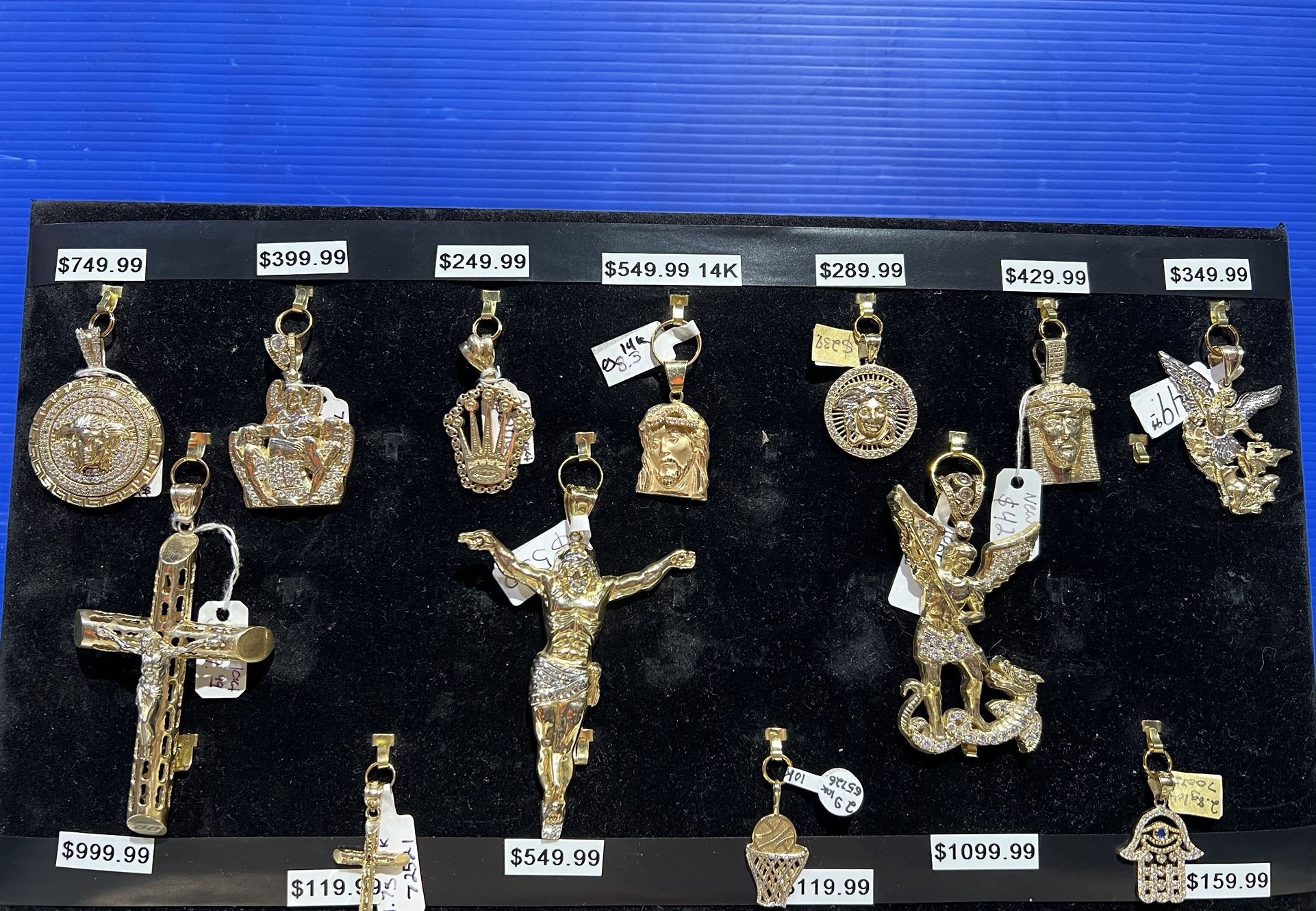 Mens Gold 10k / 14k Pendants prices STARTING AT $159.99 and UP pick up only