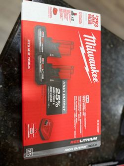Milwaukee M12 High Output XC5.0 BATTERY 2- Pack and Charger