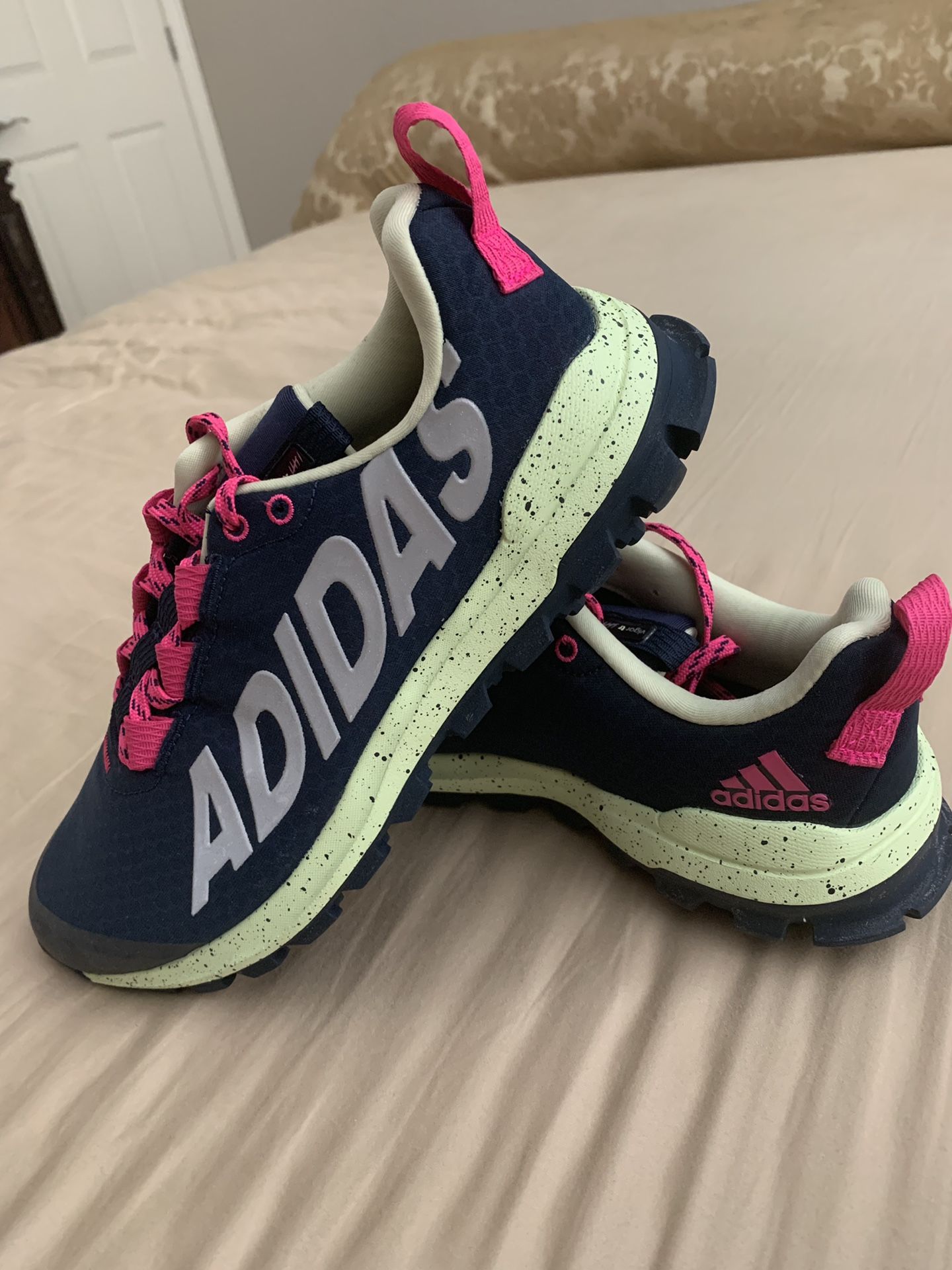 ADIDAS SIZE 8