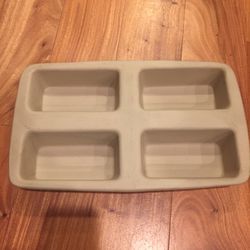 Pampered chef stoneware mini loaf pan
