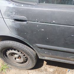 2004-2007 Nissan Sentra All Parts Must Go Best Offer Or Pull Your Self 
