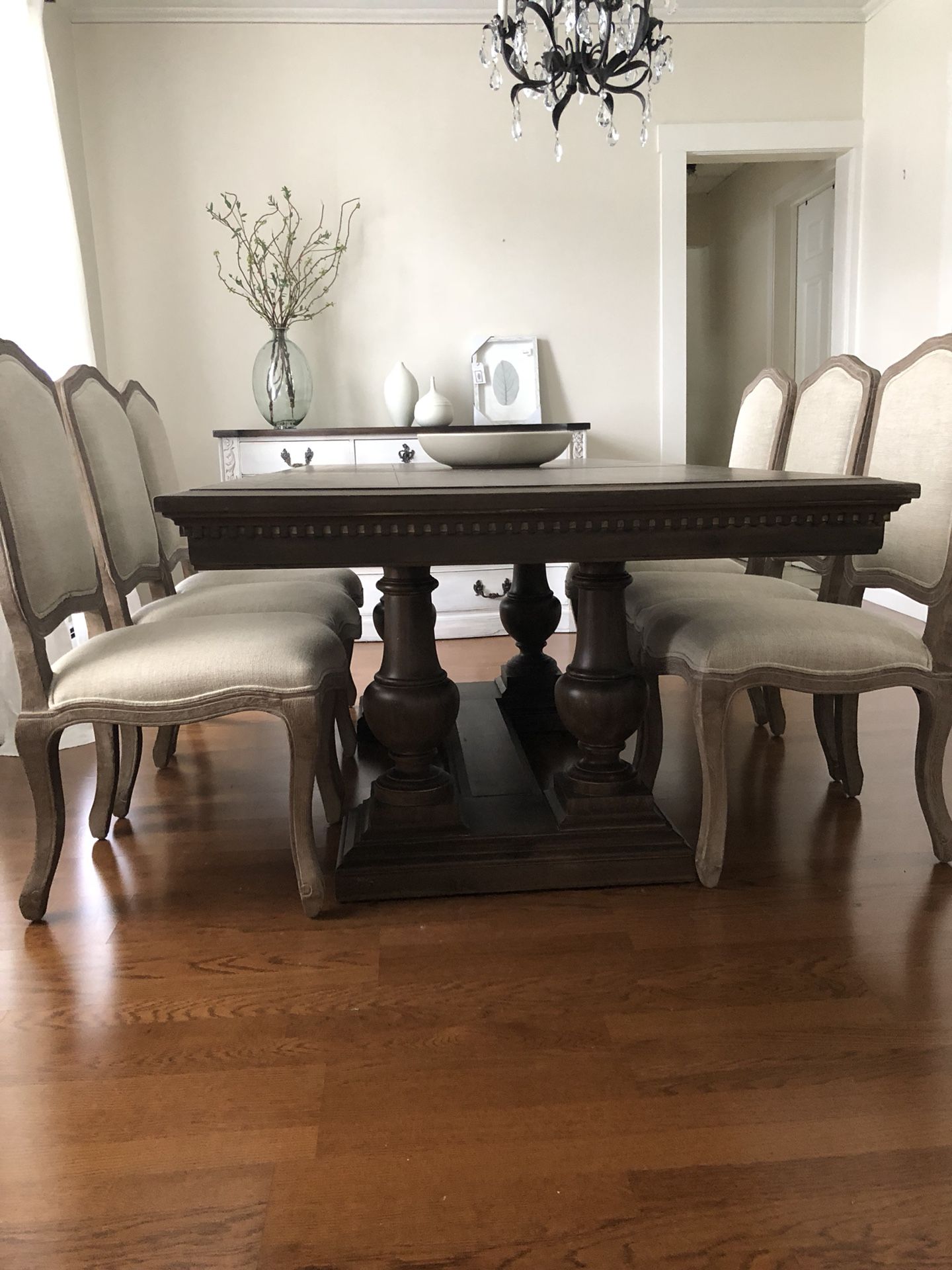 St james dining online table
