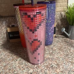 STARBUCKS CUPS