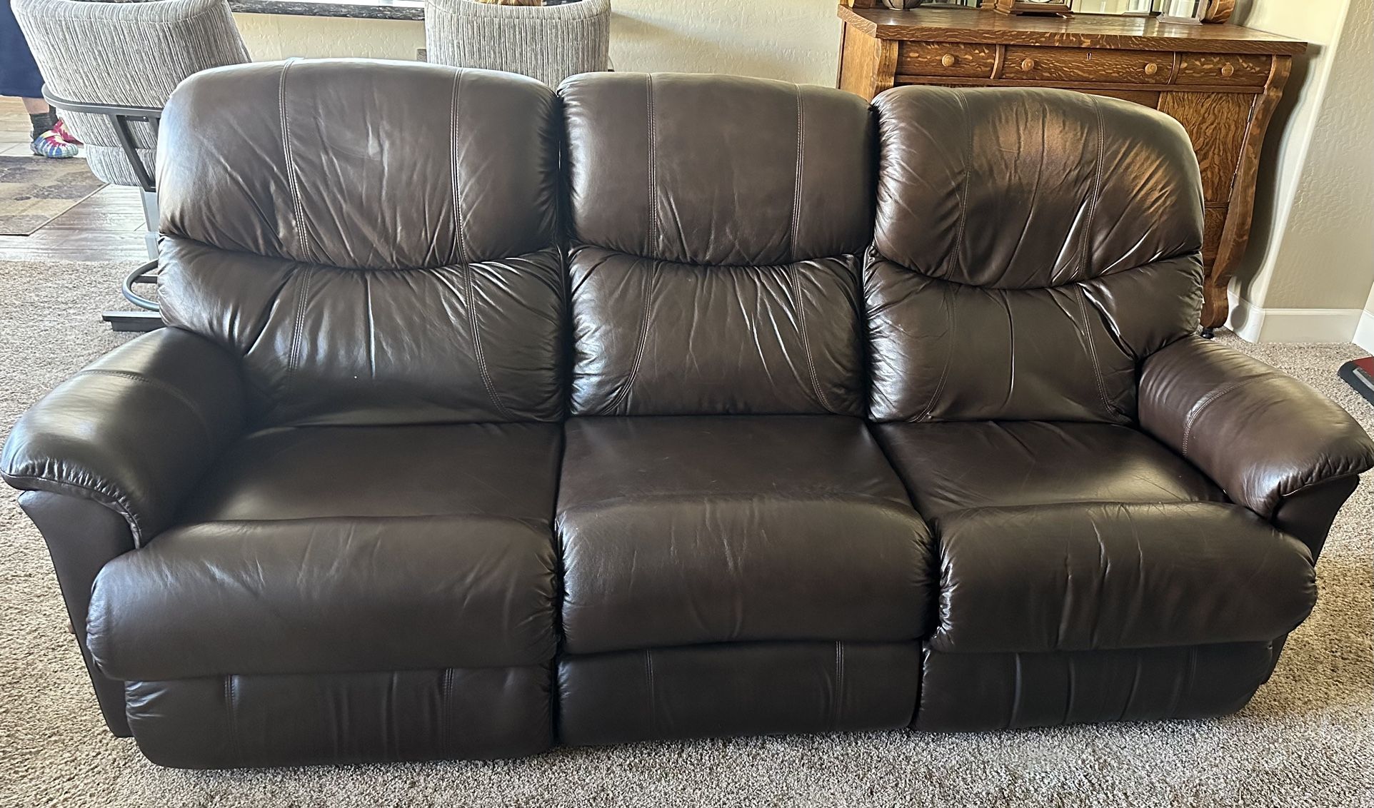 Free Lazy Boy Reclining Sofa for Sale in Gilbert, AZ OfferUp