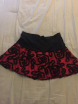 Halloween rouge skirt / M