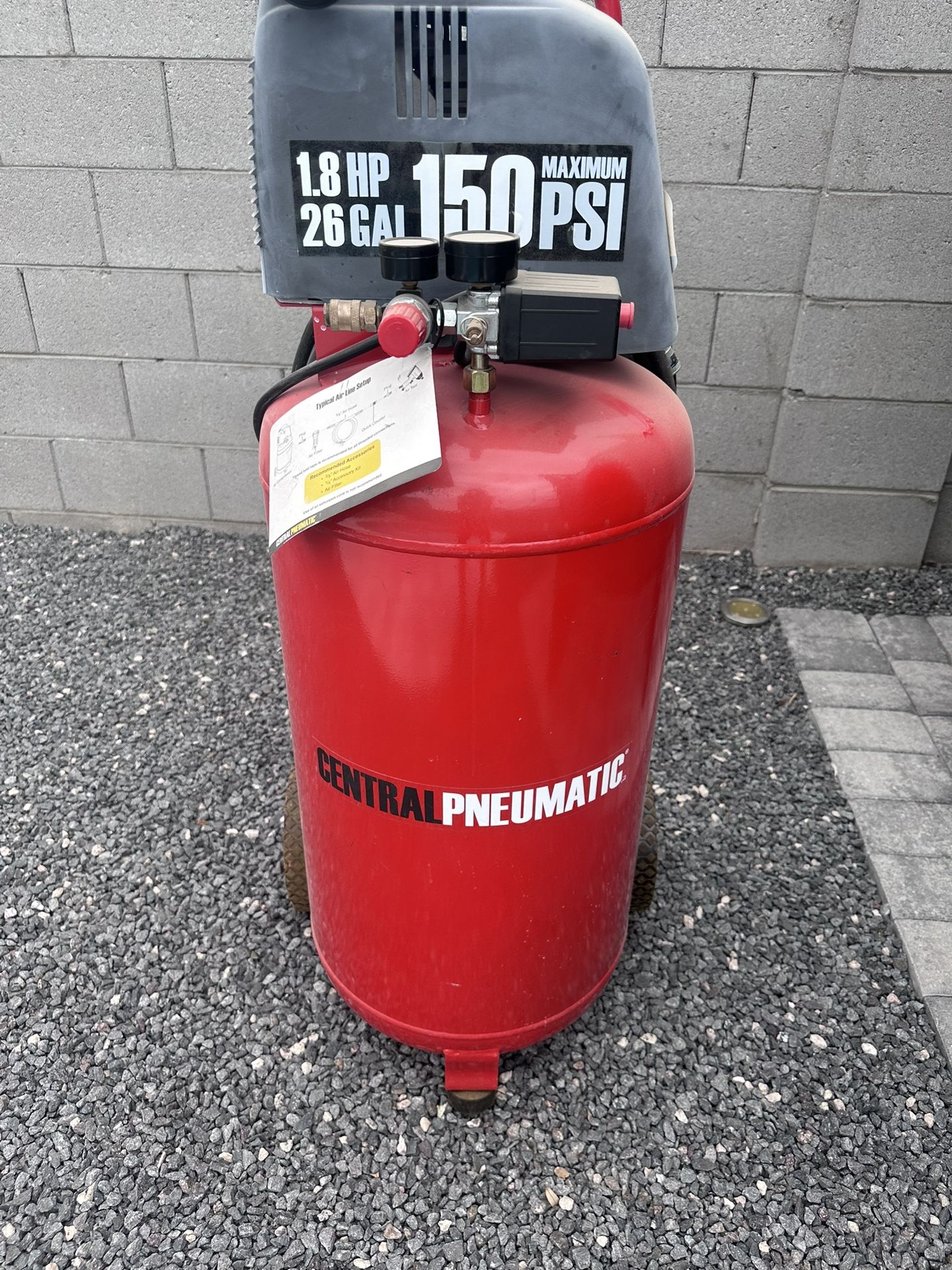 CENTRAL PNEUMATIC 26 gallon 1.8 HP 150 PSI Oil- Free Air Compressor