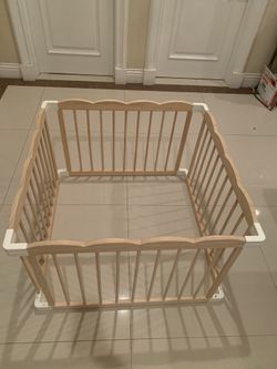 Wooden Baby Playpen 4-Panel Non-foldable Play Yard Portable Indoor Baby Fence Activity Center For Infant 36.5x36.5x24inch
