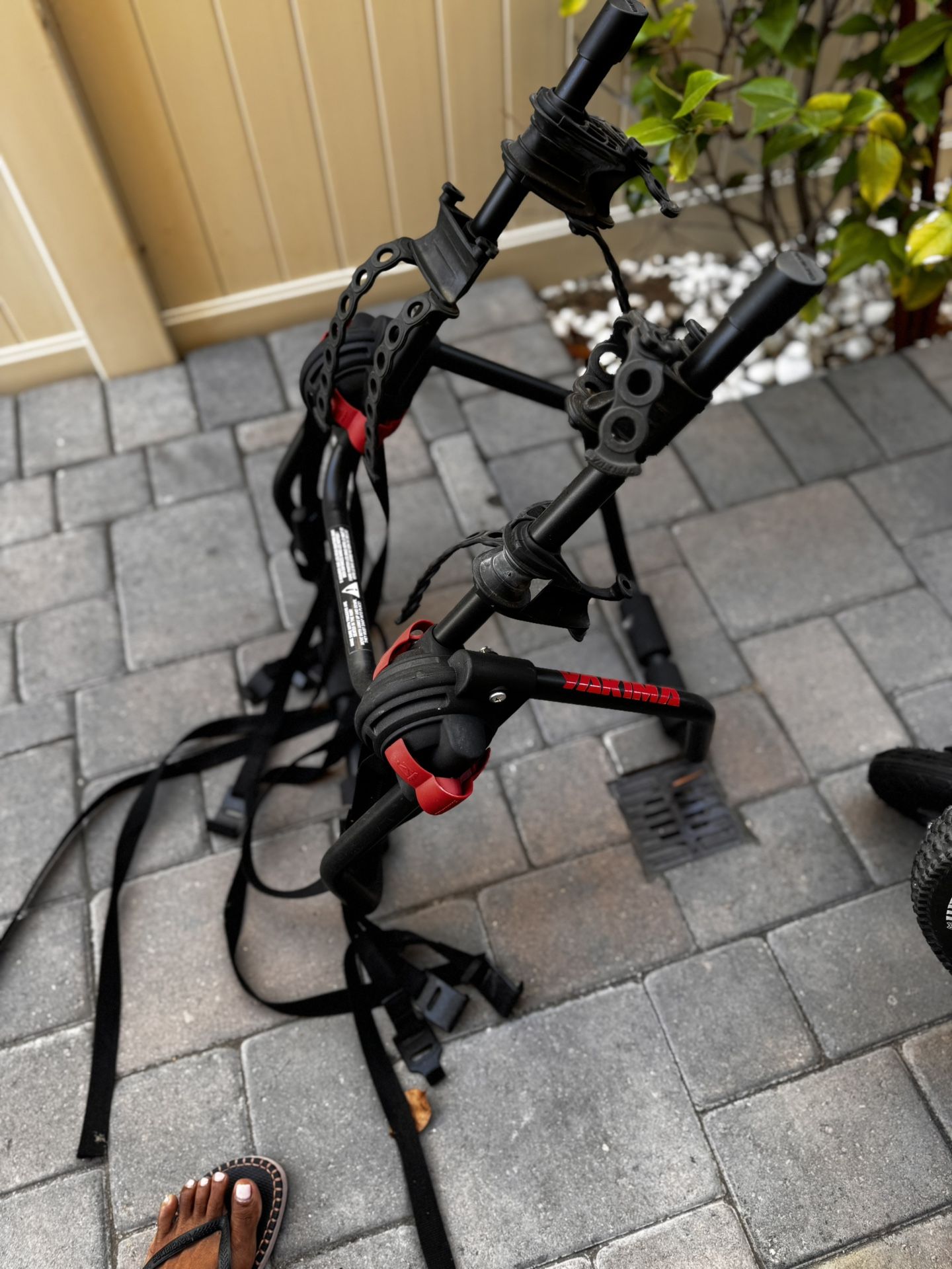 Yakima Single-Bike Rack – Great Condition