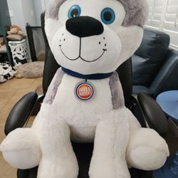 Dave & Busters Jumbo Husky