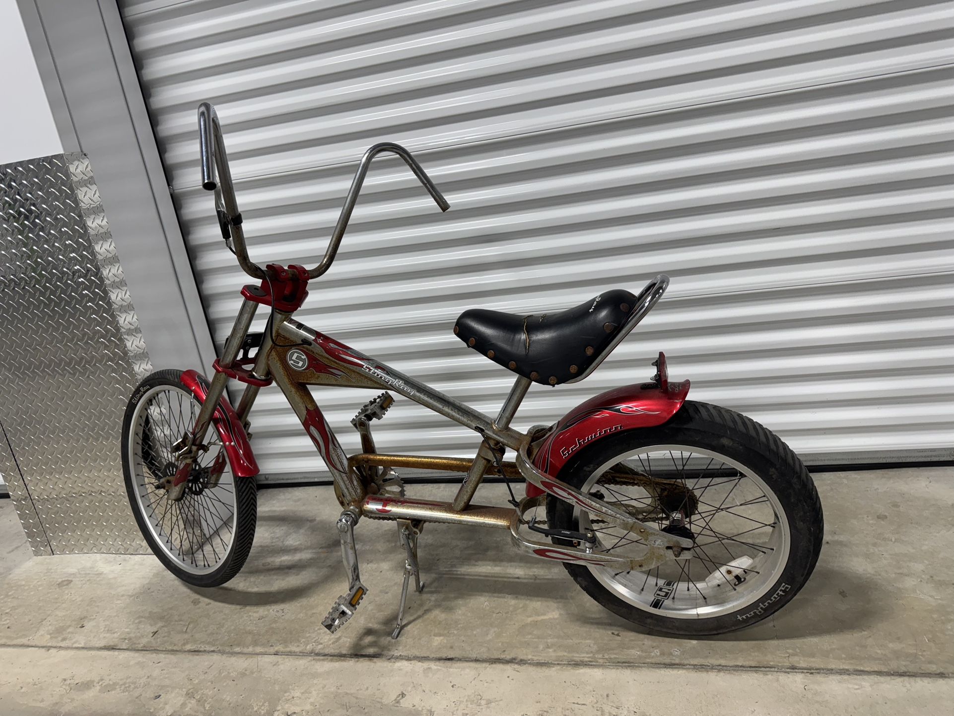 Schwinn Stingray Chopper Bike